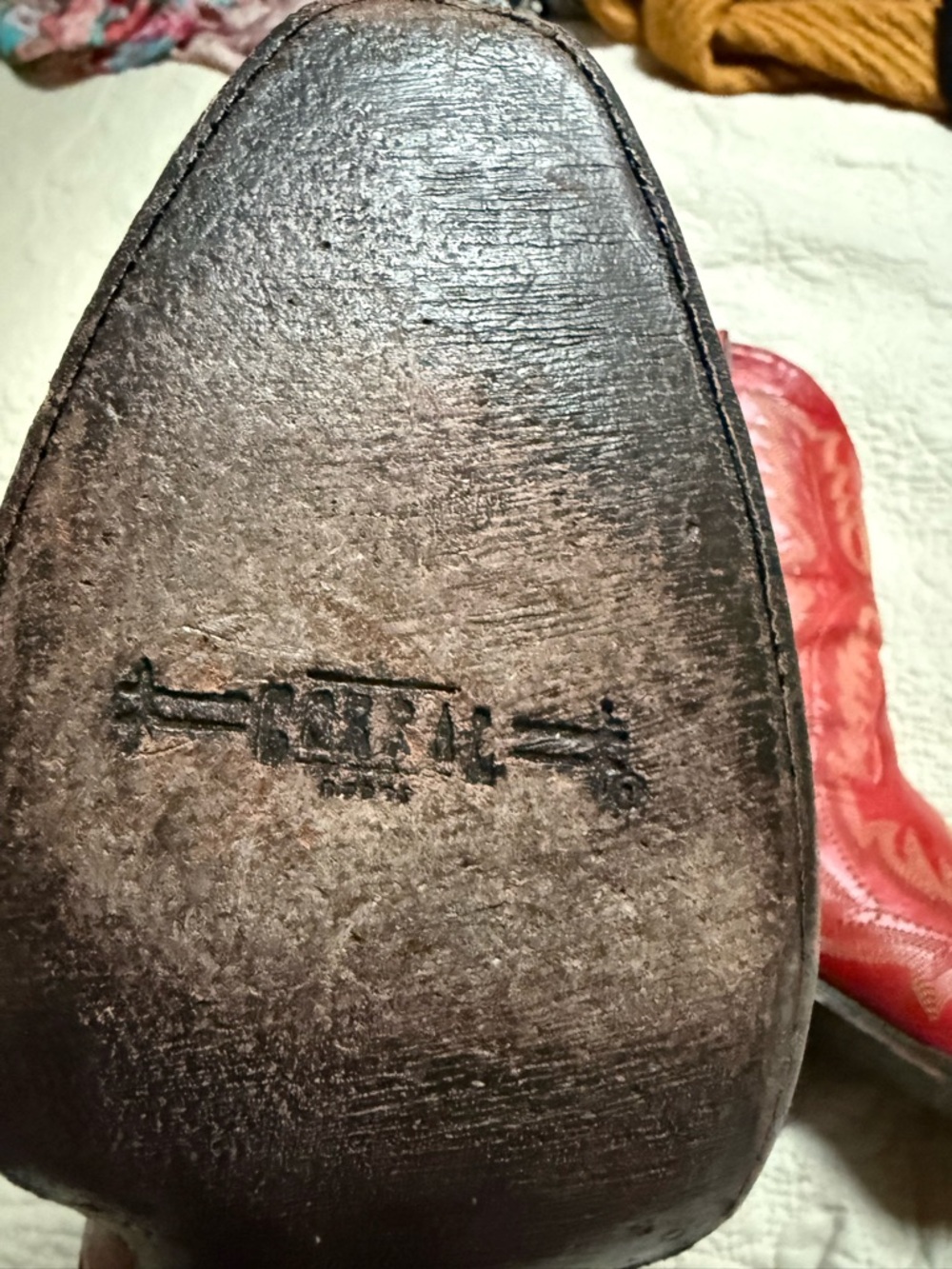 Red Women's Western Cowgirl Heel Boots - Classic Stitch Detail - Picture 3 of 8
